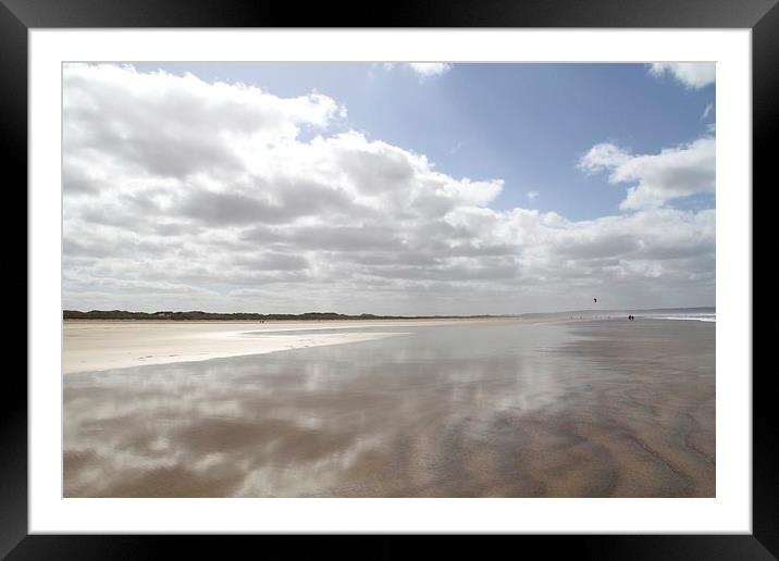 Saunton sands beach, North Devon Framed Mounted Print by Helen Cooke