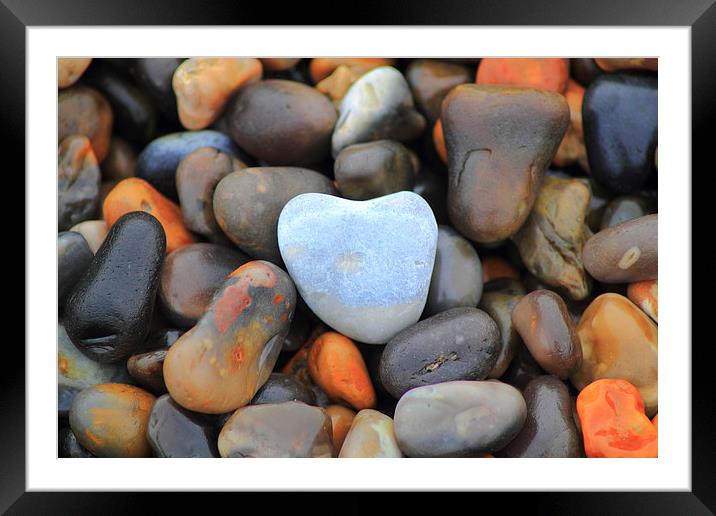 Pebble heart Framed Mounted Print by Colin Brittain