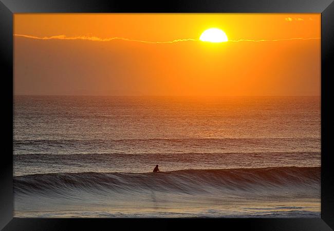  Waiting for the next wave Framed Print by Spenser Davies