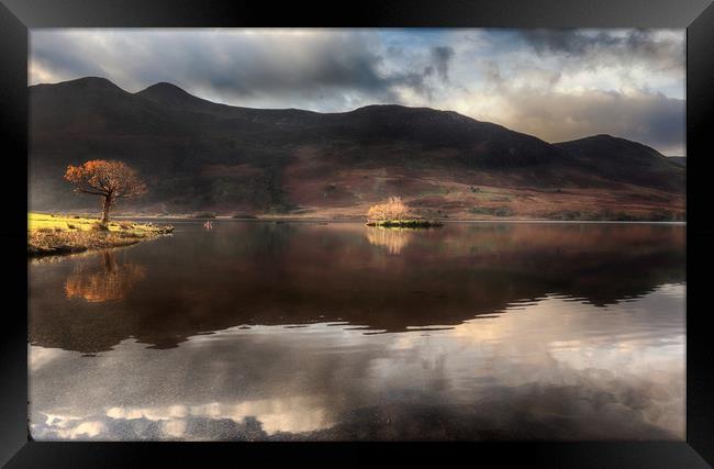 Crummock Waters Lakeside Framed Print by Ceri Jones