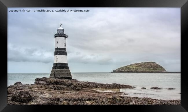 Pen Mon lighthouse Framed Print by Alan Tunnicliffe