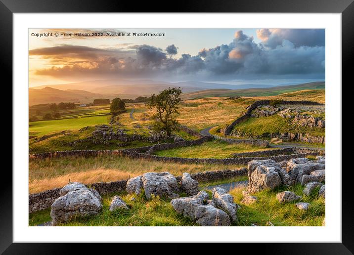 A beautiful sunset over the Yorkshire Dales National Park Framed Mounted Print by Helen Hotson