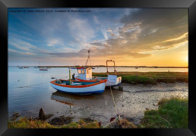 Fishing boats on the mouth of the River Alde Framed Print by Helen Hotson