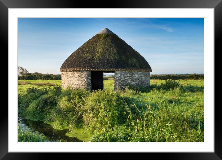 Thatched Barn Framed Mounted Print by Helen Hotson