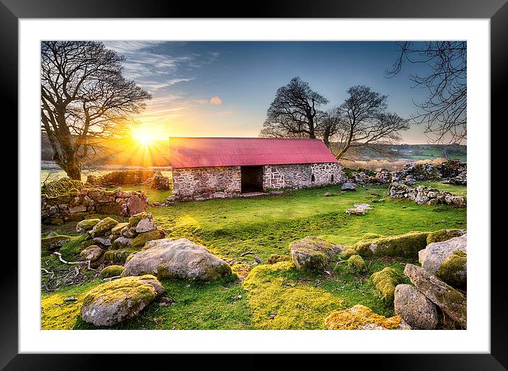 Old Barn at Sunset Framed Mounted Print by Helen Hotson