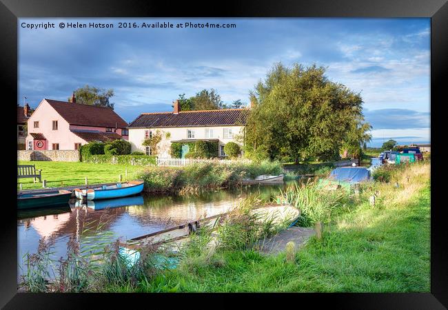 Early morning at West Somerton Framed Print by Helen Hotson