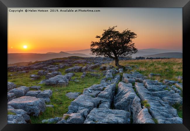 Beautiful sunset at the Winskill Stones  Framed Print by Helen Hotson