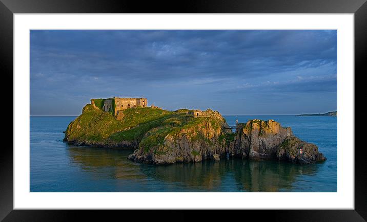 St Catherine's Island Framed Mounted Print by Mark Robson