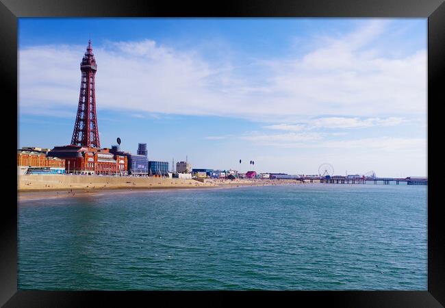 Sunny Day at Blackpool Framed Print by Ian Pettman