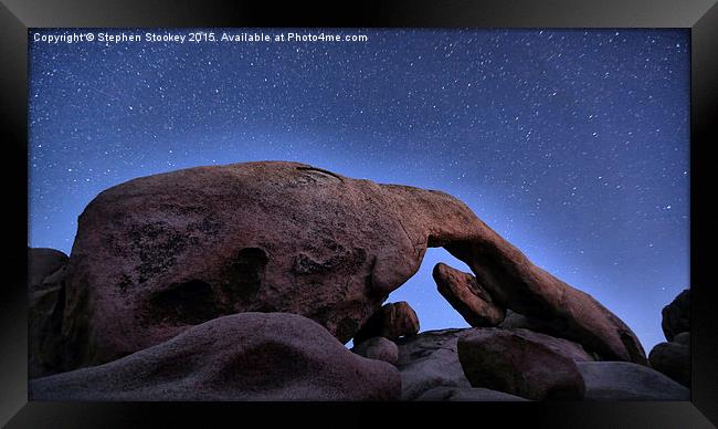  Arch Rock Under The Stars Framed Print by Stephen Stookey