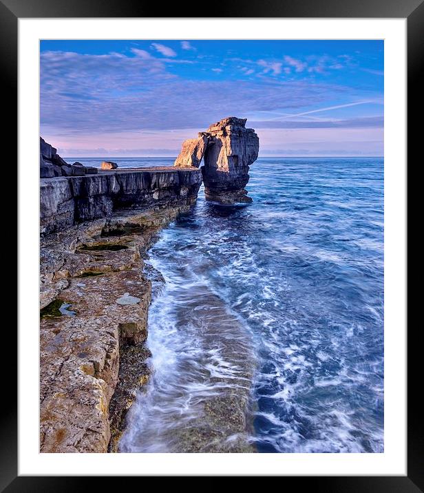  Pulpit rock Portland  Framed Mounted Print by Shaun Jacobs