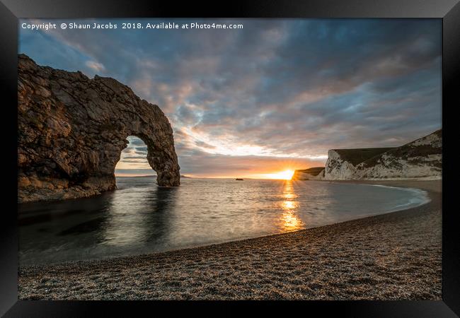 Durdle Door sunset  Framed Print by Shaun Jacobs