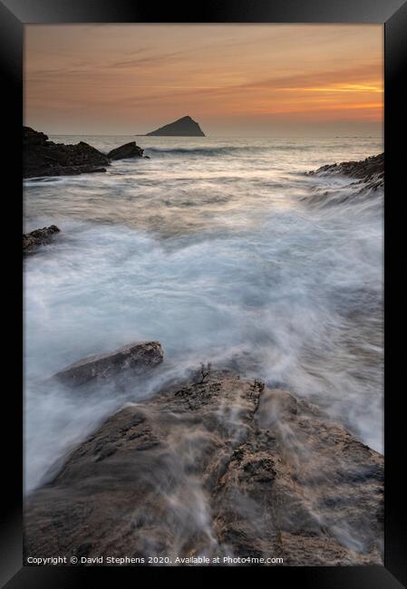 Towards the Mew stone Framed Print by David Stephens