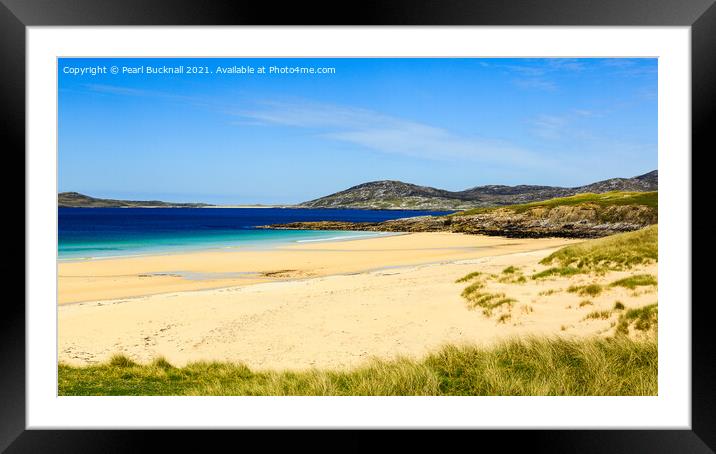Traigh Lar beach Harris Outer Hebrides Scotland Framed Mounted Print by Pearl Bucknall