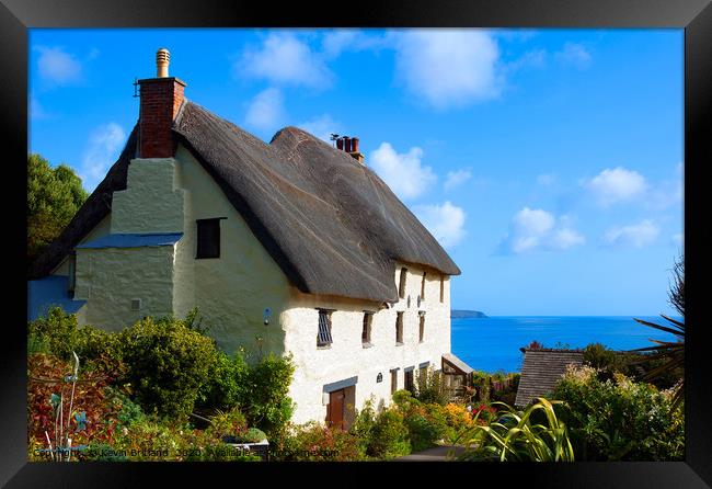 thatched cottage cornwall, england Framed Print by Kevin Britland