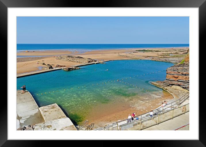 bude sea pool Framed Mounted Print by Kevin Britland