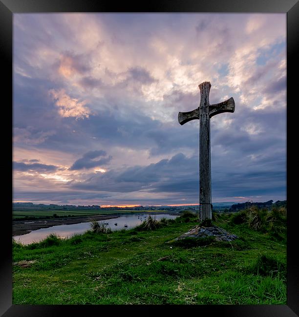 St Cuthberts cross on church hill Framed Print by Richard Armstrong