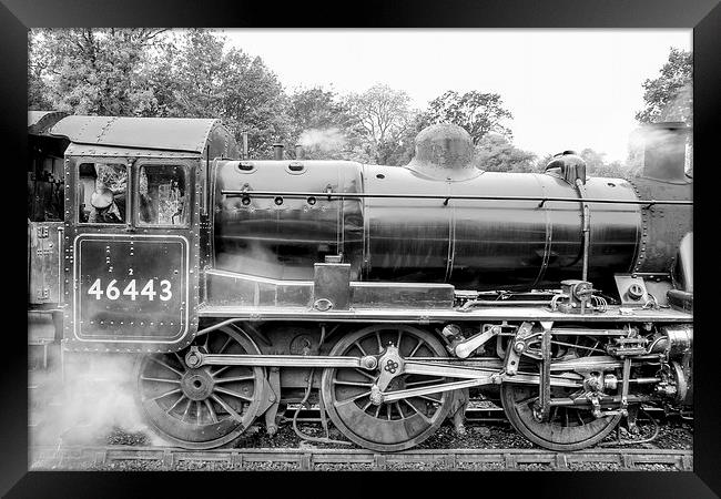 Steam Train at Bridgnorth Framed Print by Diane Griffiths