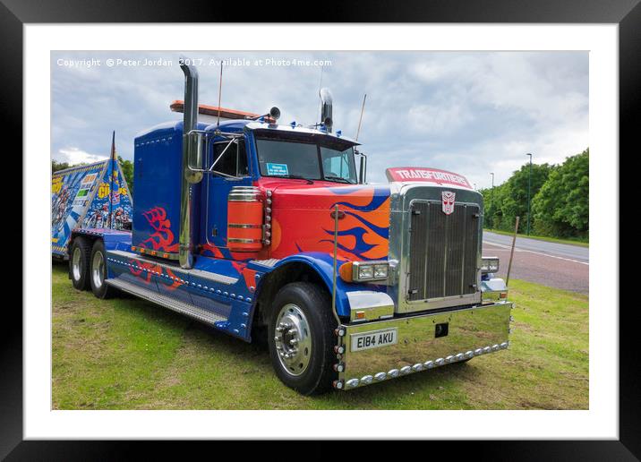 An American Peterbilt 379 truck used by a circus Framed Mounted Print by Peter Jordan