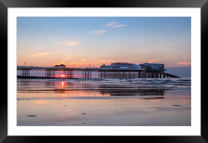 Cromer Pier at sunset Framed Mounted Print by Jason Wells