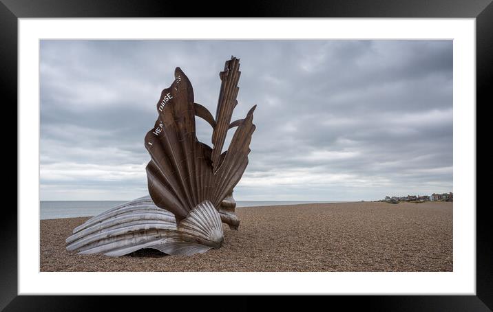 The Scallop sculpture Framed Mounted Print by Jason Wells