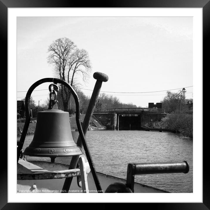 Waiting for a lock at Frise  in monochrome Framed Mounted Print by Ann Biddlecombe