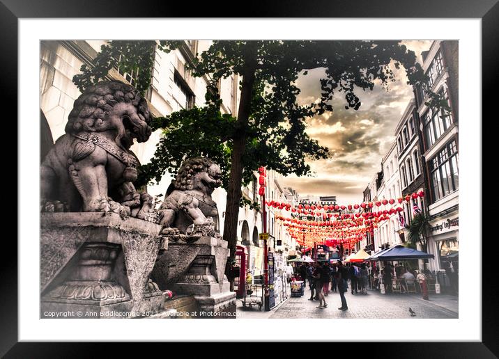 China town guardian dogs Framed Mounted Print by Ann Biddlecombe