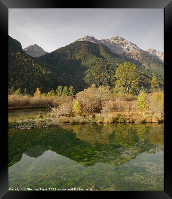 Monte Perdido Framed Print by Stephen Taylor