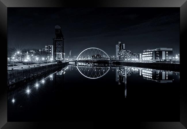Glasgow at night Framed Print by Stephen Taylor