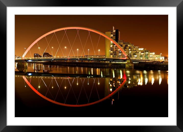 The Clyde Arc at night Framed Mounted Print by Stephen Taylor