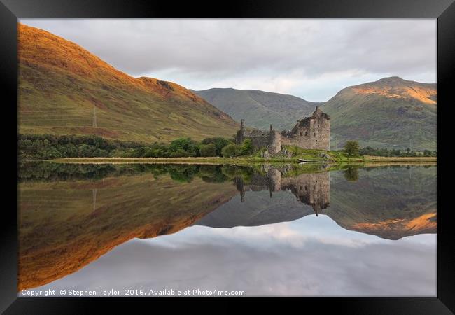 Kilchurn Castle Framed Print by Stephen Taylor