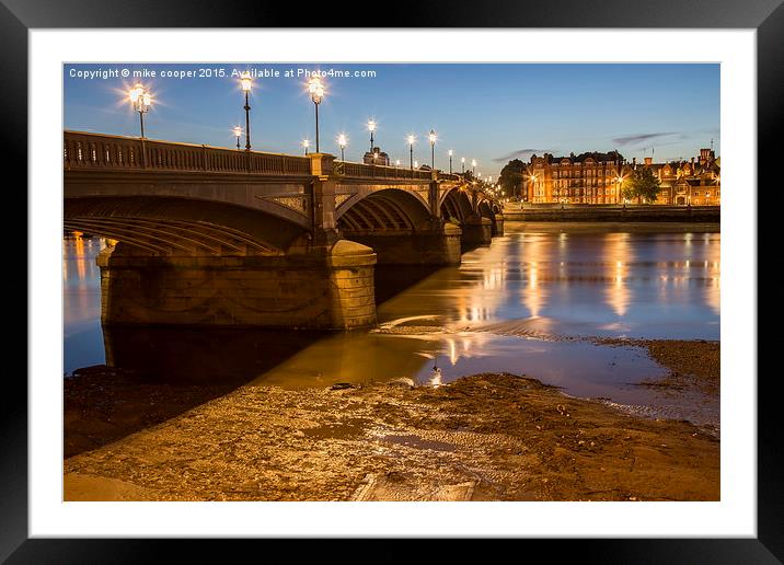  low tide at Battersea  bridge Framed Mounted Print by mike cooper