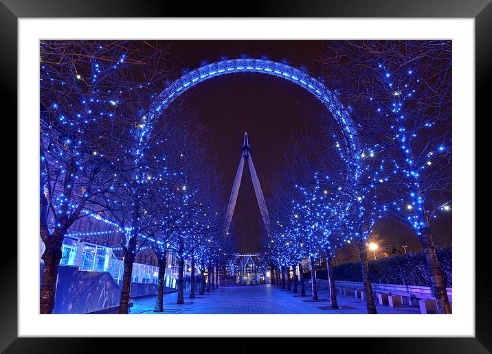  London Eye Framed Mounted Print by Inguna Plume