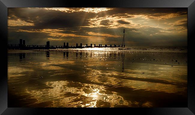  Heacham North Beach Sundown Framed Print by Alan Simpson