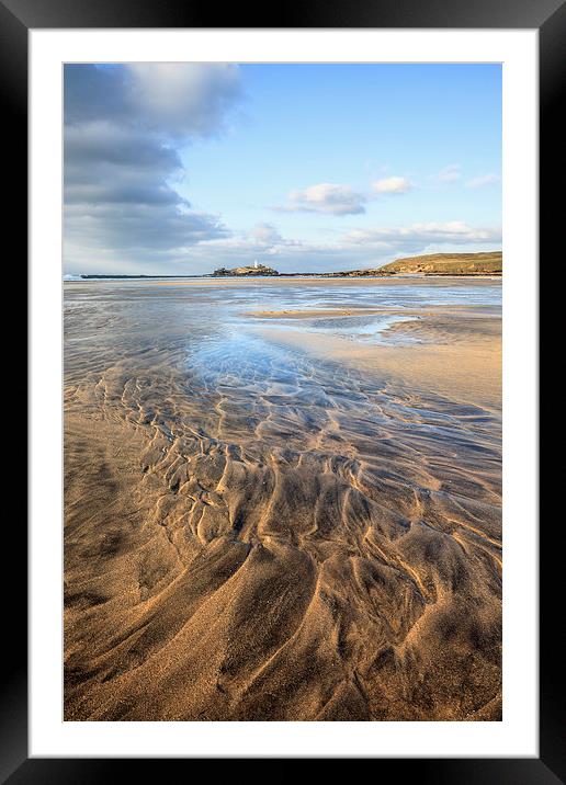 Patterns on the Beach Framed Mounted Print by Andrew Ray