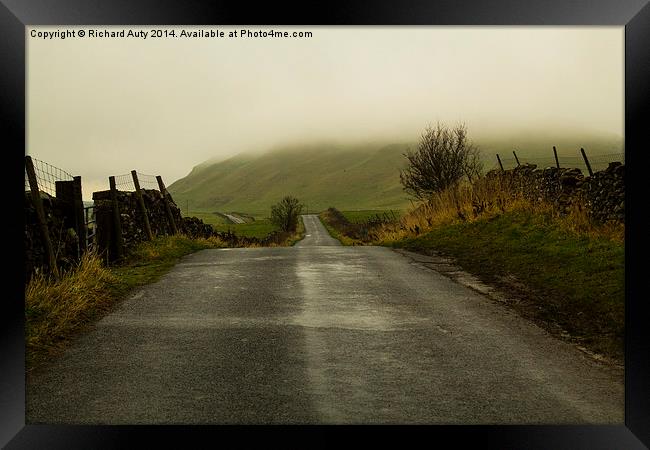  Road to nowhere 2 Framed Print by Richard Auty