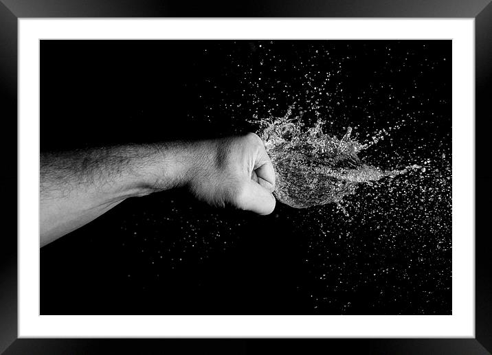  Hitting water Framed Mounted Print by Simon Gerhand