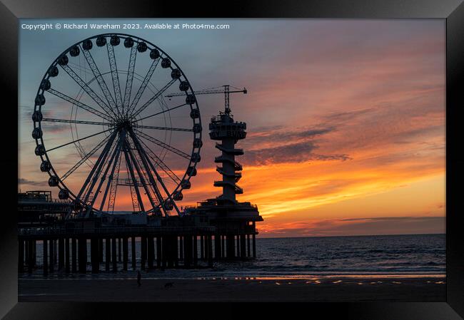 Scheveningen Nederland Framed Print by Richard Wareham