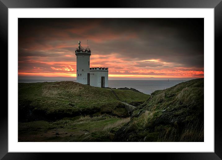  Elie Lighthouse Framed Mounted Print by Alan Sinclair