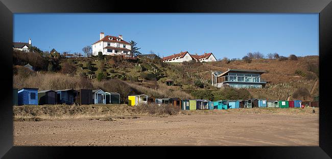  Coldingham Beach Huts Framed Print by Alan Whyte