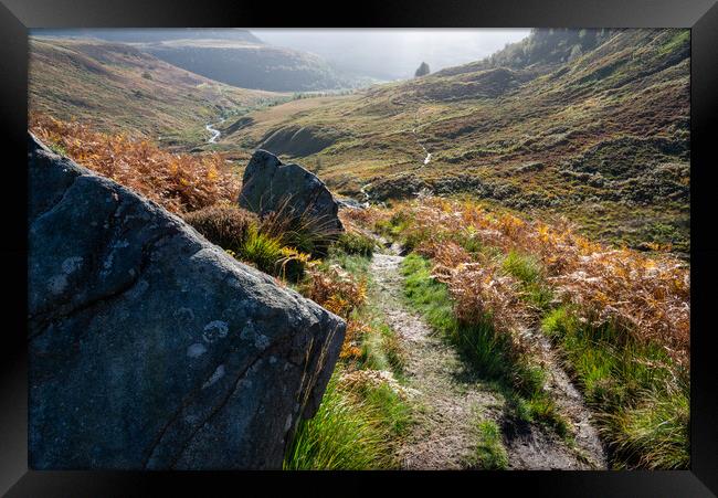 The Pennine way at Crowden in Derbyshire Framed Print by Andrew Kearton