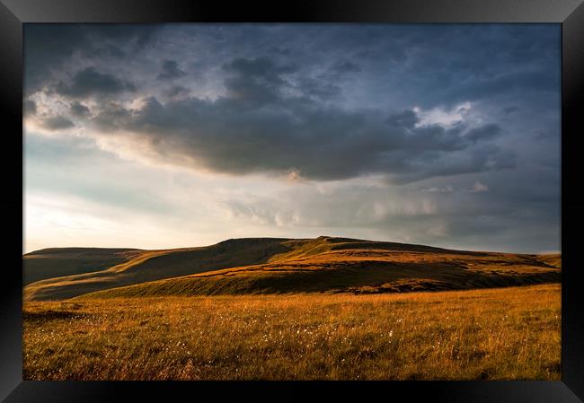 Bleaklow, Glossop, Derbyshire Framed Print by Andrew Kearton