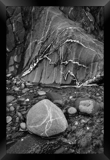 Veins in rock at Trefin beach, Pembrokeshire Framed Print by Andrew Kearton