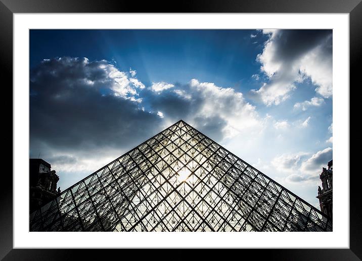  La Louvre, Paris, France Framed Mounted Print by Darren Carter