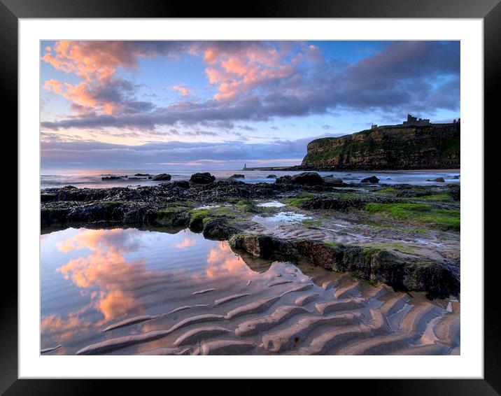  king Edwards Bay, Tynemouth Framed Mounted Print by Alexander Perry