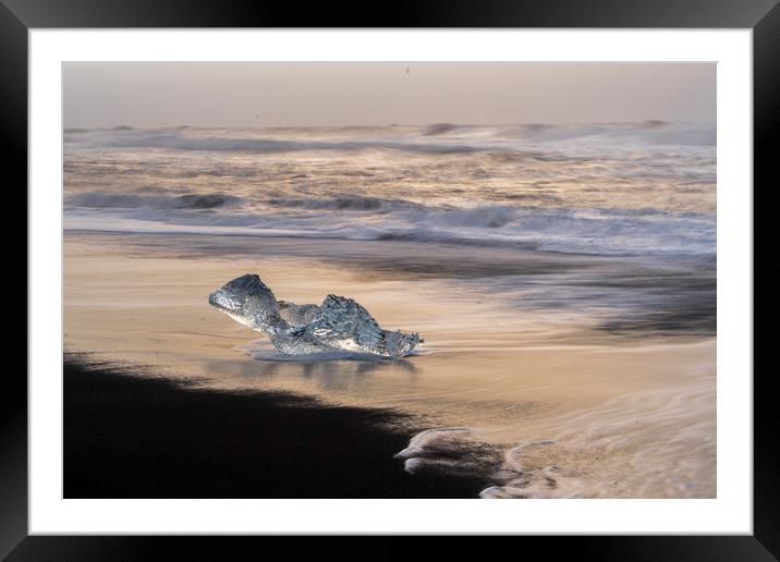 Jökulsárlón beach Icelandic Views Framed Mounted Print by Gail Johnson