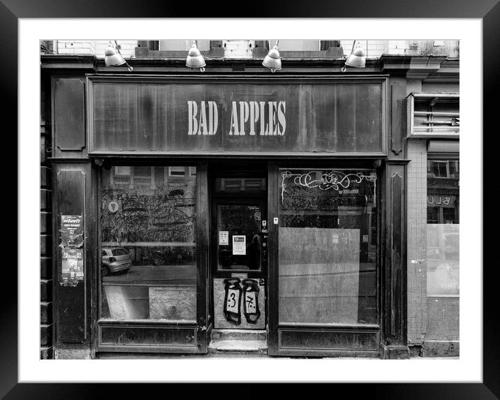 Bad Apples Framed Mounted Print by Glen Allen