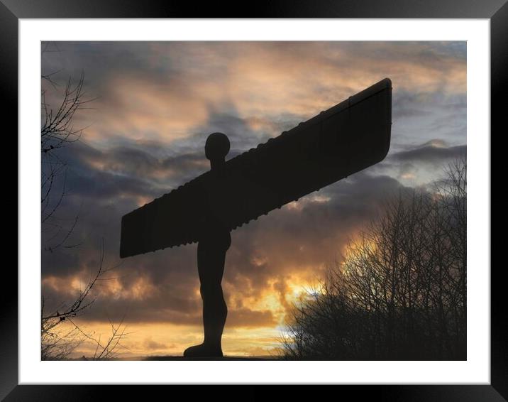 Angel of the North 02 2023 Framed Mounted Print by Glen Allen