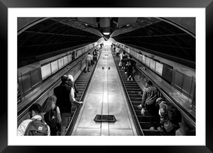 London Underground Framed Mounted Print by Glen Allen