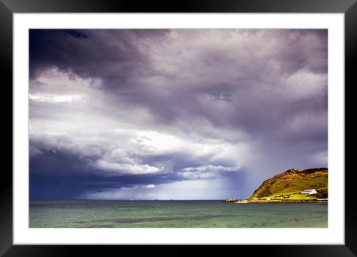 Storm Approaching. Framed Mounted Print by Stephen Maxwell
